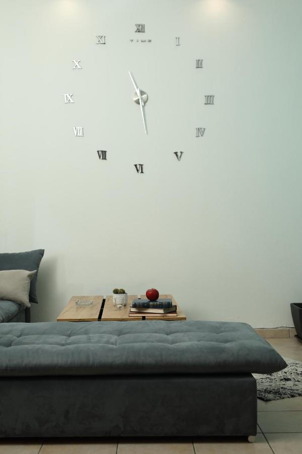 Nikea Apartment Near Piraeus Port And Metro St I Kültér fotó